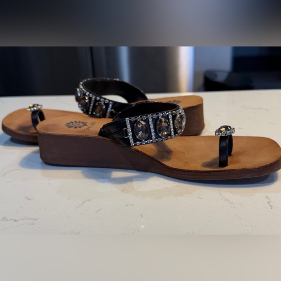 Yellow Box Leather Upper Rhinestone Embellished Sandals Boho chic Women Size 8.5 - Picture 9 of 11